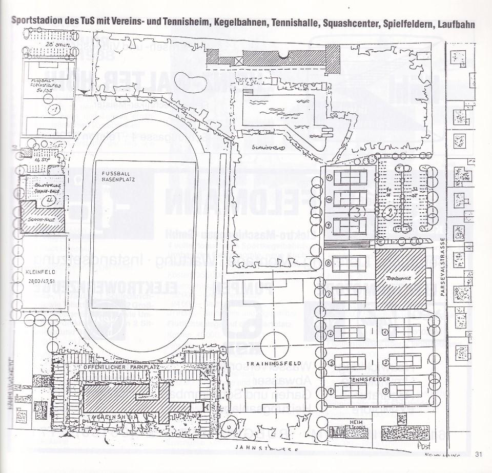 Plan des Sportstadions mit verschiedenen Sporteinrichtungen wie Fußballplatz, Tennis- und Squashanlagen.